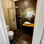 ベッド・アンド・ブレックファスト Relax And Explore And *
