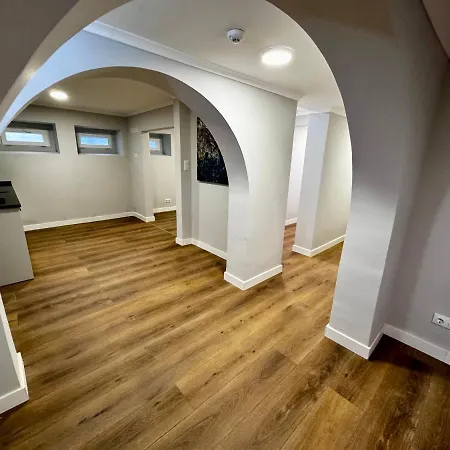 Relax And Explore And Bed & Breakfast Lisbon
