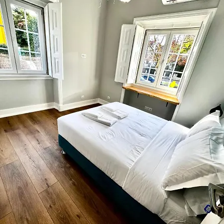 Relax And Explore And Oda ve Kahvaltı *