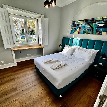 Relax And Explore And Bed & Breakfast