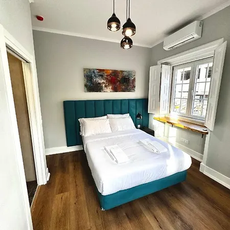 Bed & Breakfast Relax And Explore And Lissabon