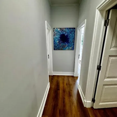 Relax And Explore And Frühstückspension