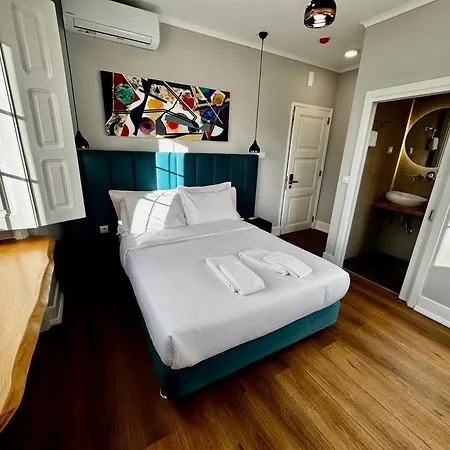 Bed & Breakfast Relax And Explore And *