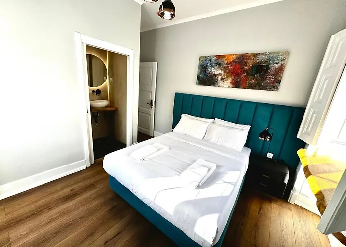 Bed & Breakfast Relax And Explore And Lisboa