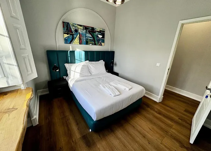 Relax And Explore And Bed & Breakfast Lissabon